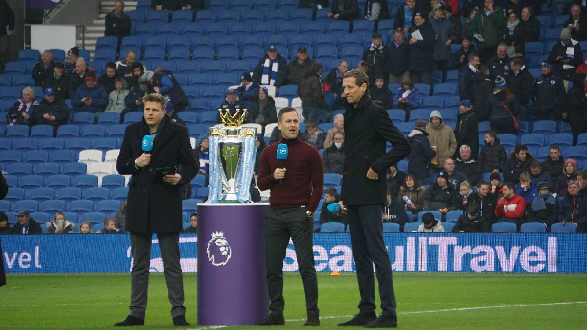 海海港在逆 海海港在逆