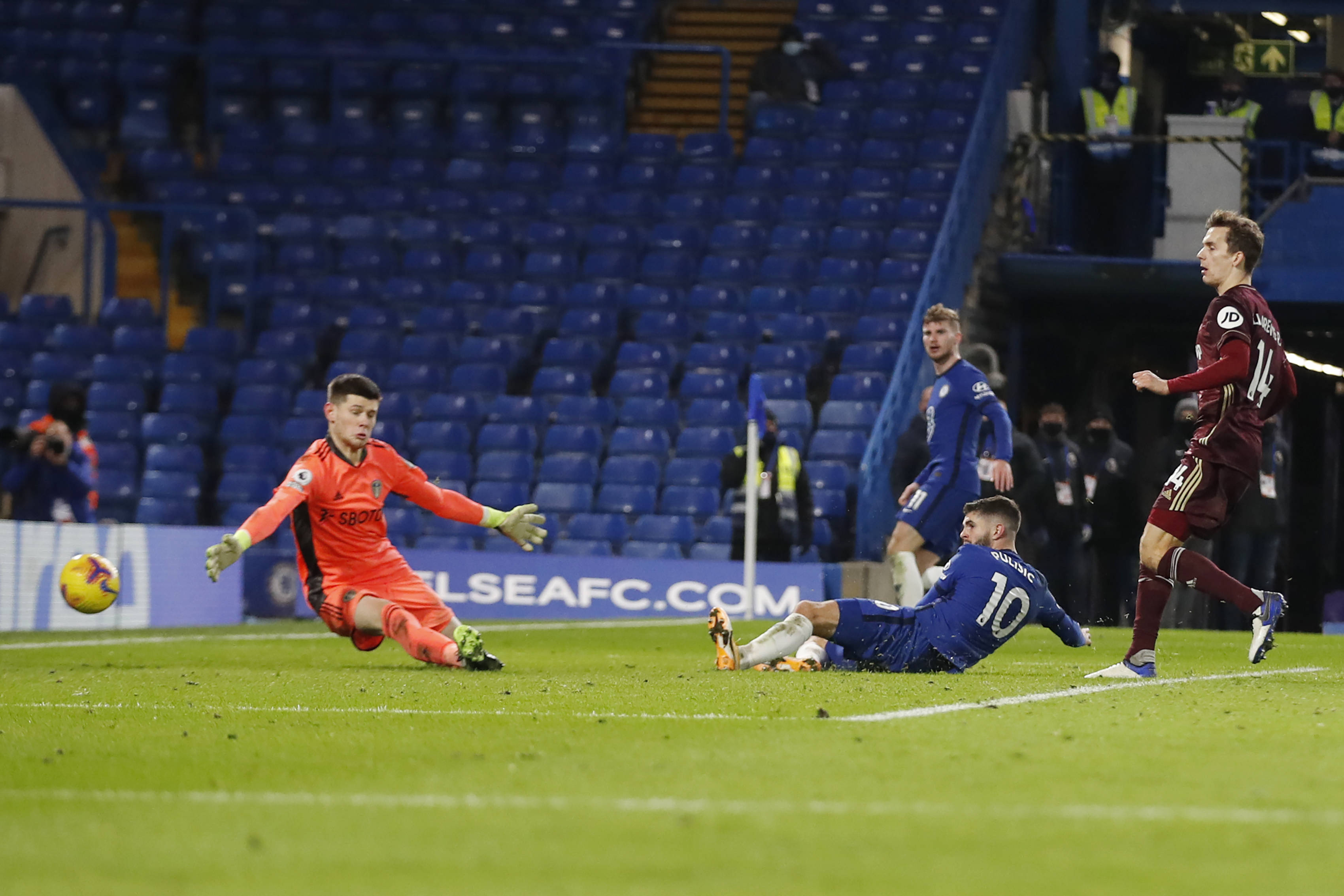 甚至不少年 甚至不少年